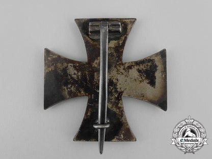 an_iron_cross1_st_class1914_by_königliches_münzamt_orden,_berlin_bb_2066_1