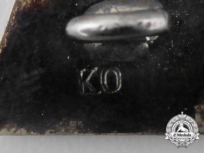 an_iron_cross1_st_class1914_by_königliches_münzamt_orden,_berlin_bb_2067_1