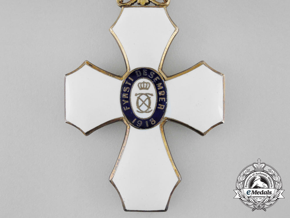 an_icelandic_order_of_the_falcon;_commander's_cross_with_royal_crown(1921-1944)_bb_2179_1_1