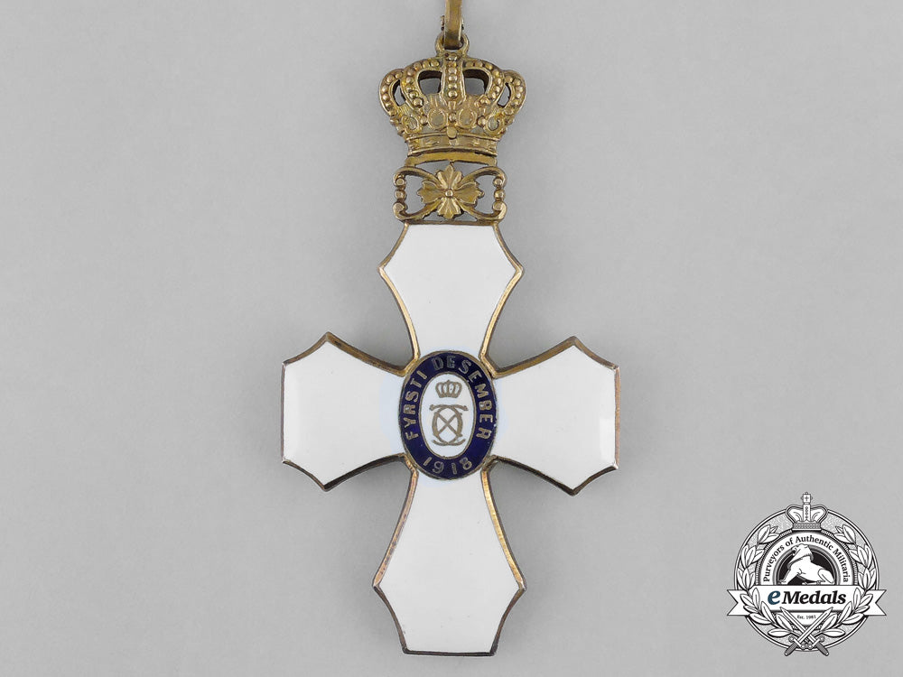 an_icelandic_order_of_the_falcon;_commander's_cross_with_royal_crown(1921-1944)_bb_2180_1_1