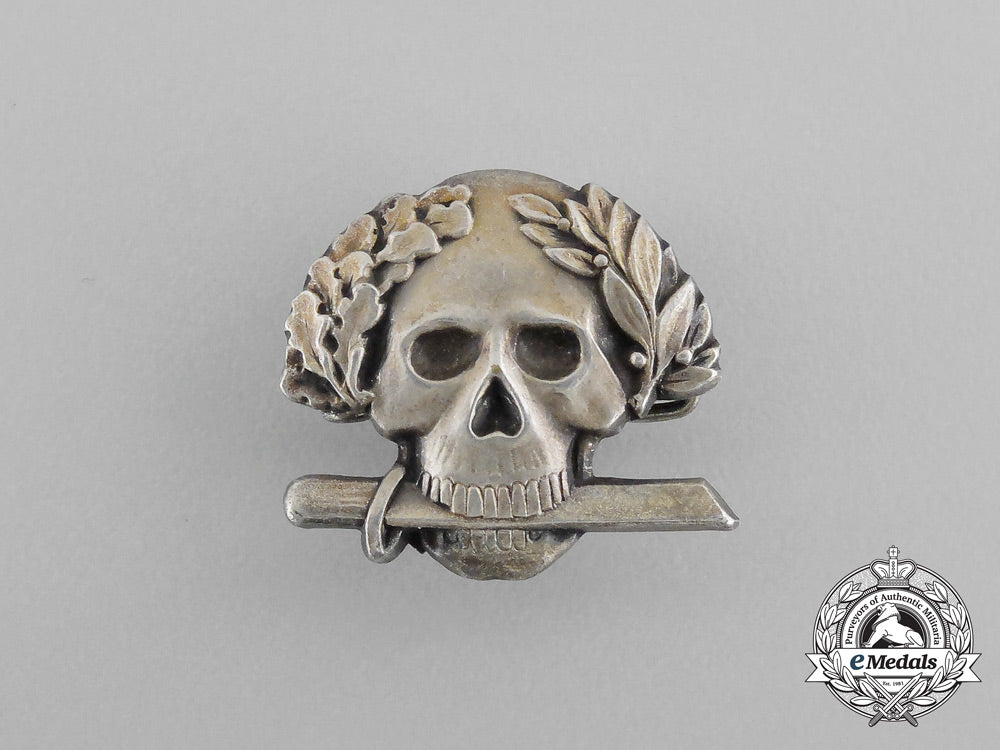 a_second_war_italian_black_brigade_skull_badge_bb_2309