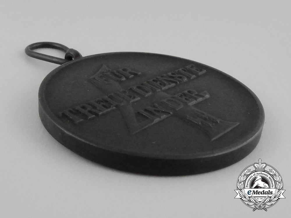 a_mint_ss4-_year_long_service_award_in_its_original_case_of_issue_bb_2383