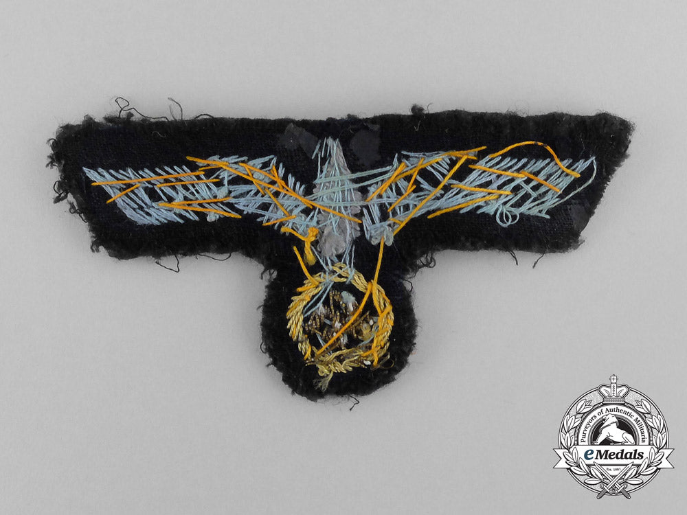 germany._a_kriegsmarine_officer’s_bullion_tunic_eagle_bb_2454