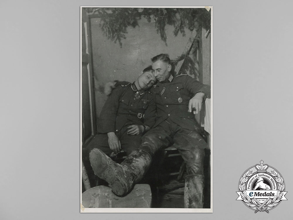 a_wartime_photo_of_a_kc&_oak_leaves_recipient;_christmas1944_bb_2618
