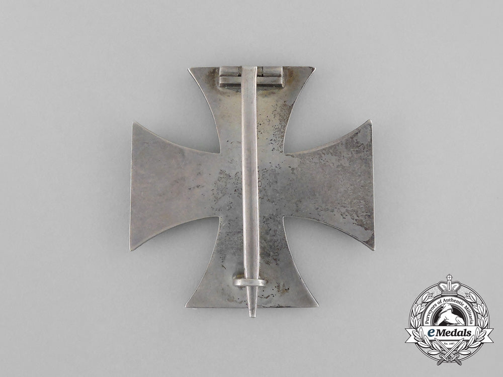 an_iron_cross1_st_class1914_by_carl_dillenius,_pforzheim_bb_2712