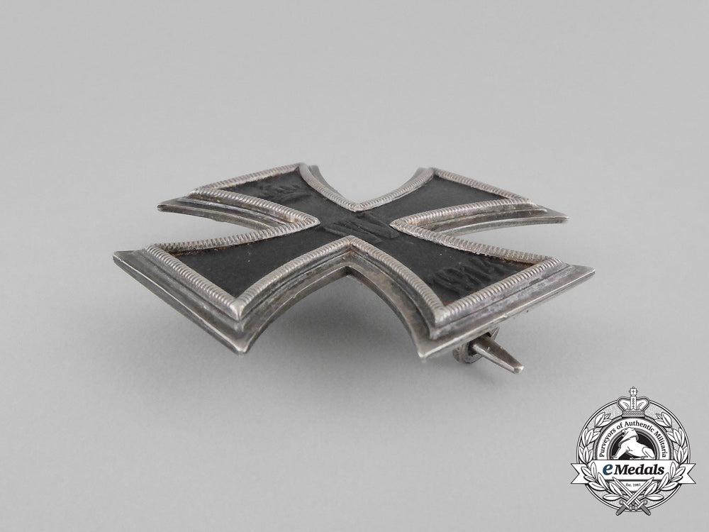 an_iron_cross1_st_class1914_by_carl_dillenius,_pforzheim_bb_2714