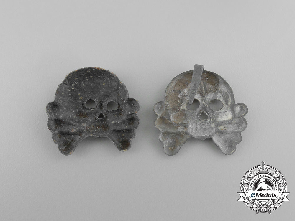 a_pair_of_panzer_collar_skulls_bb_2814