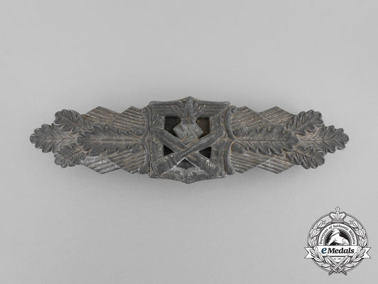 germany,_wehrmacht._a_close_combat_clasp,_silver_grade,_by_the_unknown6-_dot_maker_bb_2816_1_1