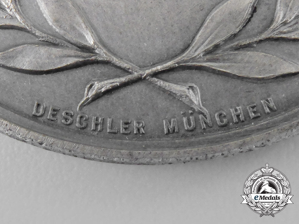 a_mint14_th_panzer_division_medal_in_its_original_case_of_issue_bb_2827