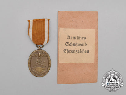 a_german_defence_wall(_west_wall)_medal_in_its_packet_of_issue_by_friedrich_orth_of_vienna_bb_3064