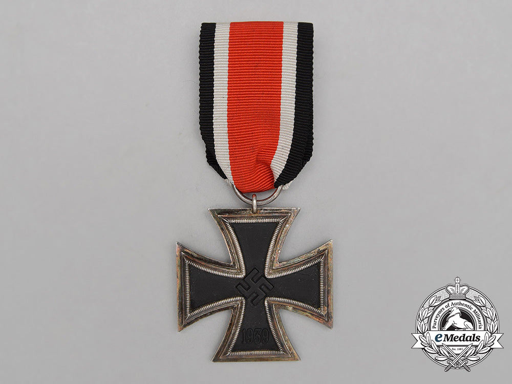 an_iron_cross1939_second_class_accompanied_by_its_boutonniere_bb_3431
