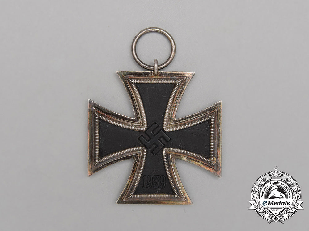 an_iron_cross1939_second_class_accompanied_by_its_boutonniere_bb_3432