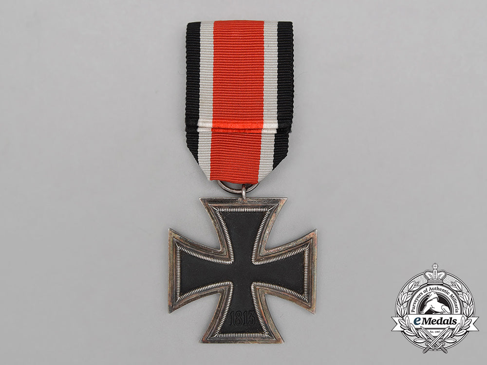 an_iron_cross1939_second_class_accompanied_by_its_boutonniere_bb_3434