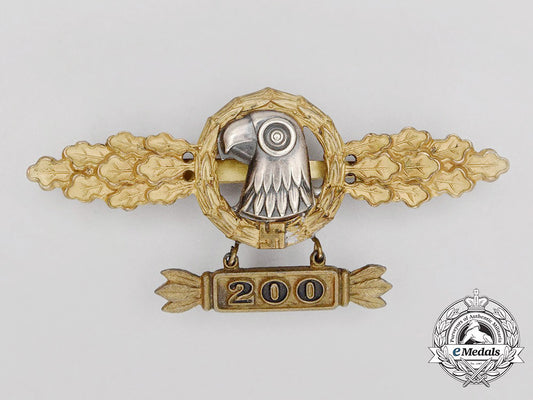 a_gold_grade_luftwaffe_reconnaissance_flyer_clasp_with200_flights_hanger_bb_3457_1