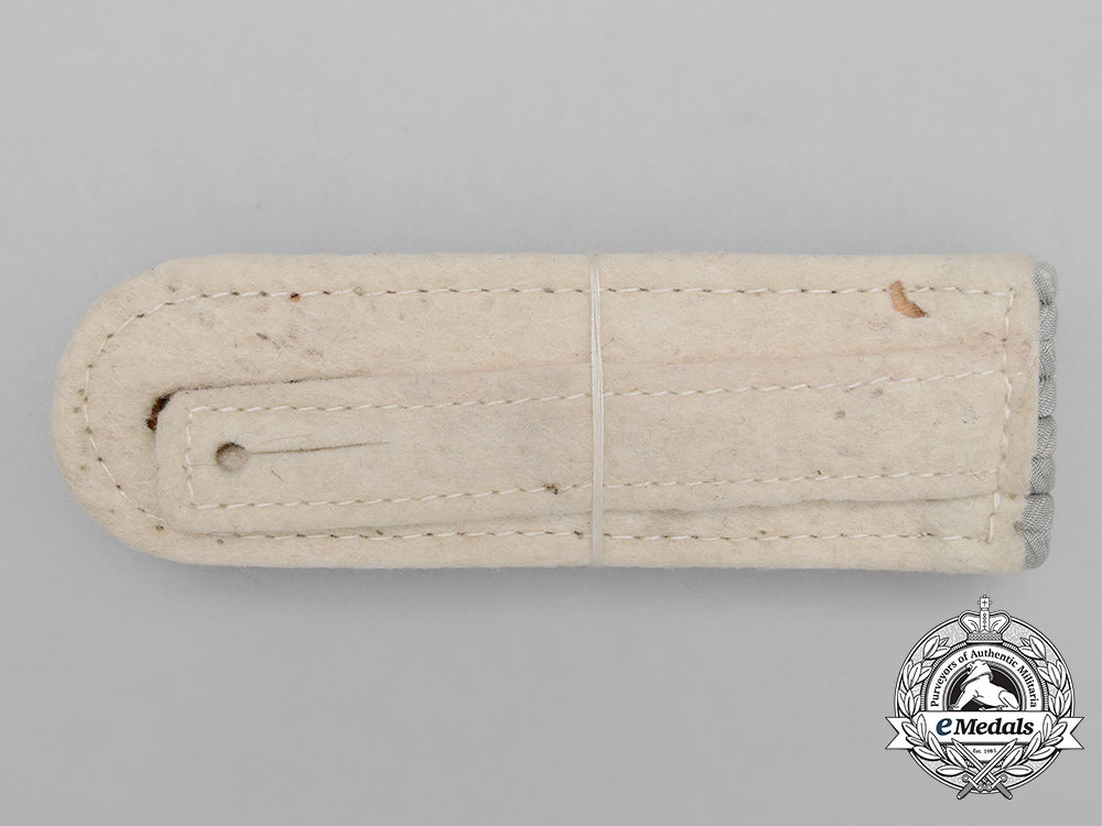 a_mint&_unissued_pair_of_hermann_göring_division_shoulder_boards_bb_3481