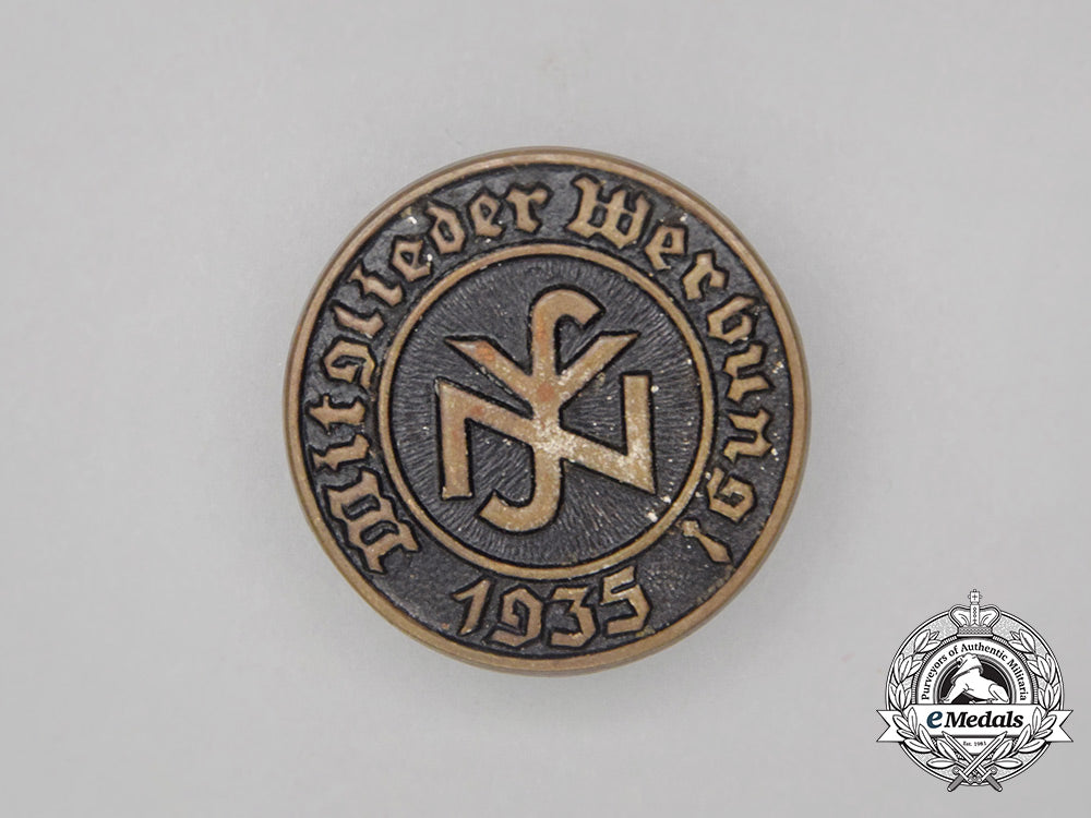 a1935_nsv_member_acquisition_badge_bb_3891