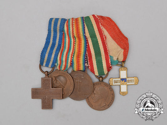 a_first_war_miniature_italian_group_of_five_bb_4068