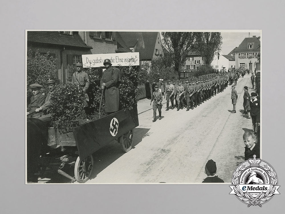 2_nsdap_id_books&3_wartime_photos_to_sa_member_hans_hartmann_bb_4126