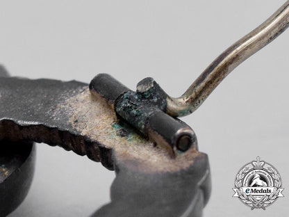 a_fine_early_quality_manufacture_cased_luftwaffe_pilot’s_badge_by_wilhelm_deumer_bb_4421