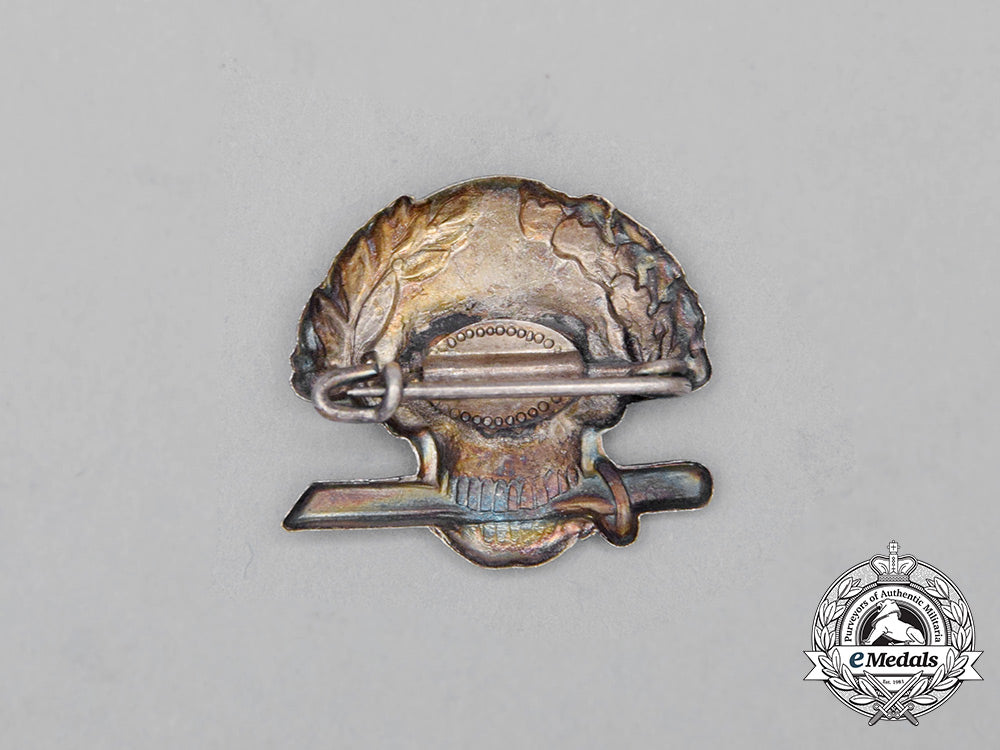 a_second_war_italian_black_brigade_skull_badge_bb_4527