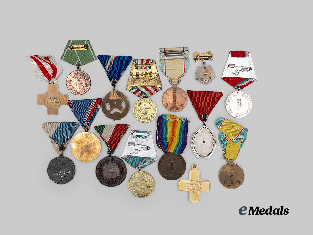 international._a_lot_of_decorations&_medals_e_medals__e_u24843_3