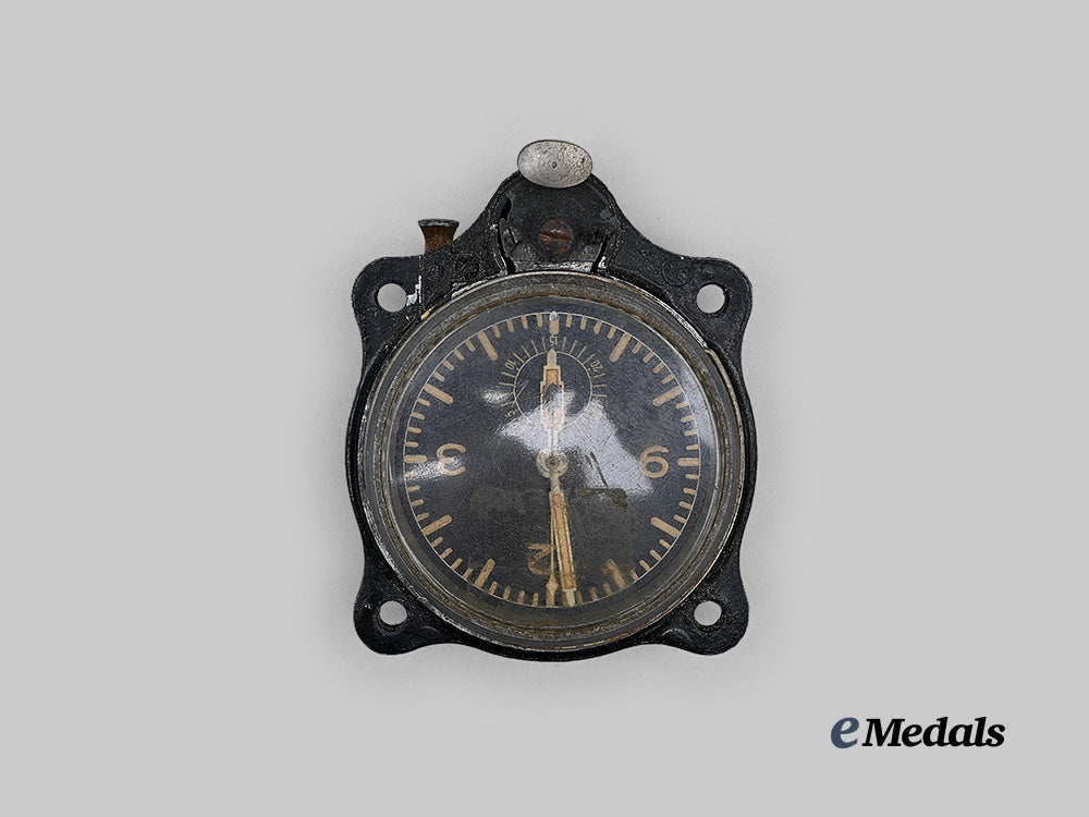 germany,_luftwaffe._a_j30_b_z_cockpit_clock,_with_me-262_attribution,_by_junghans_e_medals__g62771_2