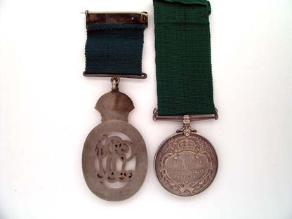 pair:_lieutenant-_colonel_r._a._robertson,_bgr13603