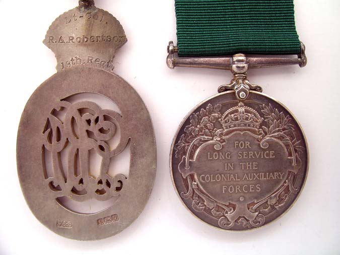 pair:_lieutenant-_colonel_r._a._robertson,_bgr13604
