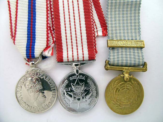 3_miniature_medals_bmm30301