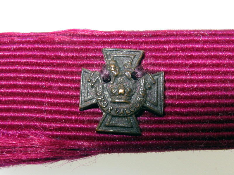 Victoria Cross Ribbion Miniature Victoria Cross Ribbon Bar – eMedals