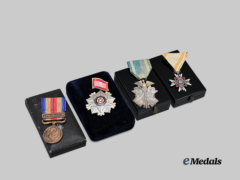 japan,_empire._a_mixed_lot_of_orders_and_medals_e_medals__m0625-129_4