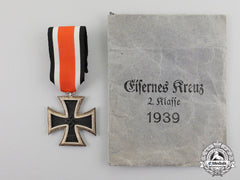 Germany. An Iron Cross 1939 Second Class, By Klein & Quenzer A.g. In Its Packet Of Issue