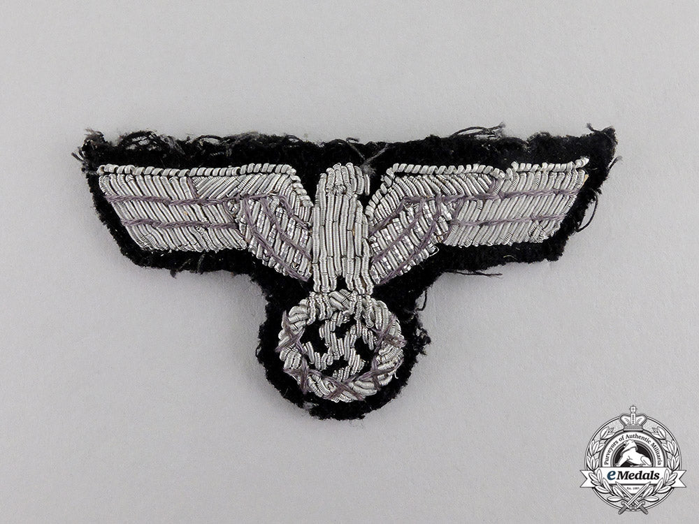 germany._a_panzer_officer's_cap_eagle_c17-229
