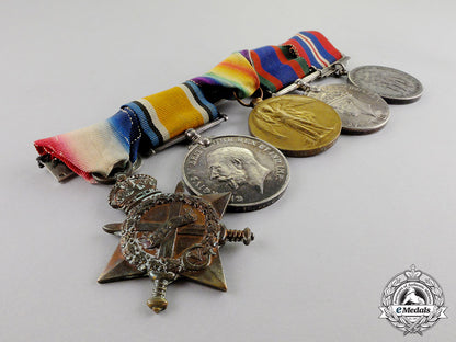 canada._a_family_group;_seaforth_highlanders&_cameron_highlanders_c17-308