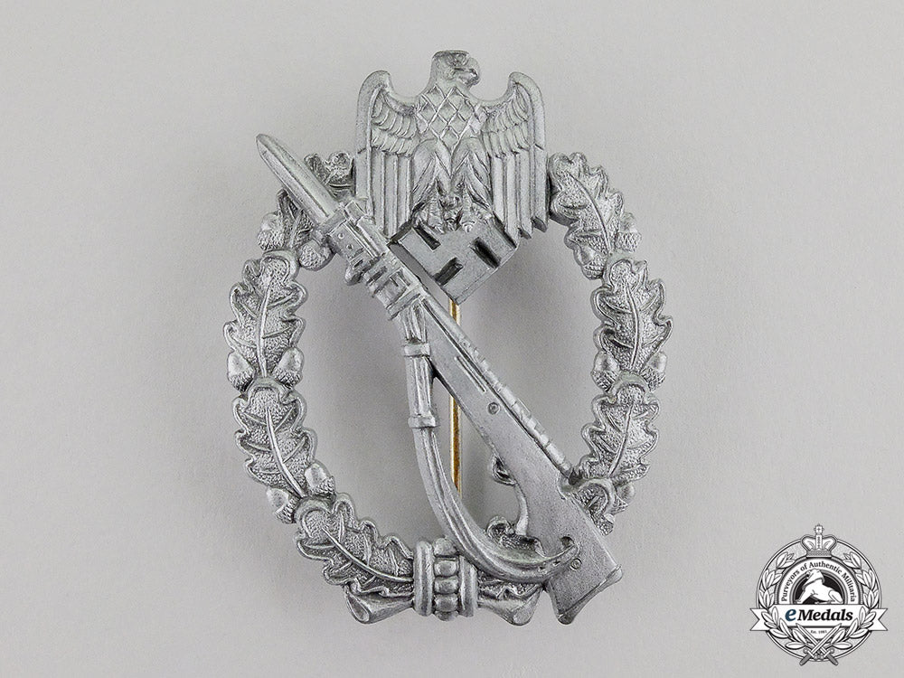 germany._a_silver_grade_infantry_assault_badge_by_fritz_zimmermann_c17-3187