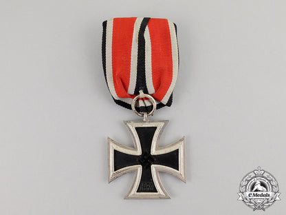 germany._a_court-_mounted_iron_cross1939_second_class_c17-3227