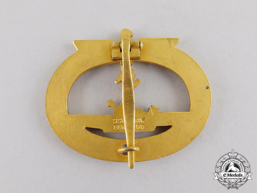 germany._an_absolutely_mint_kriegsmarine_submarine_badge_c17-3318