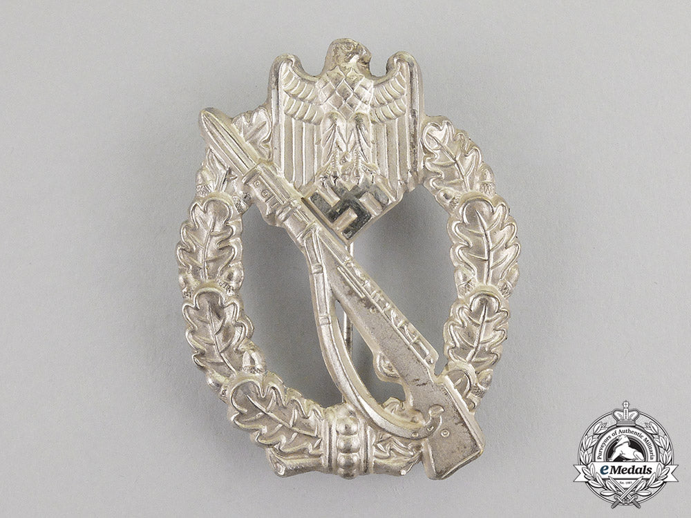 germany._a_mint&_early_silver_grade_infantry_assault_badge_c17-3329