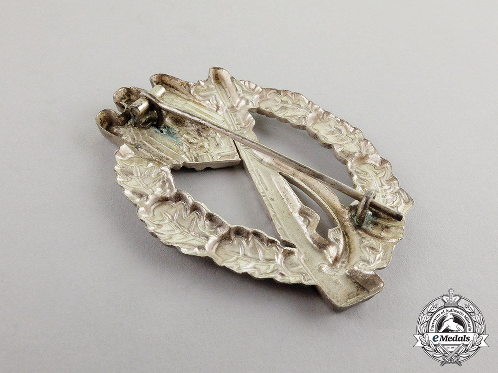germany._a_mint&_early_silver_grade_infantry_assault_badge_c17-3332