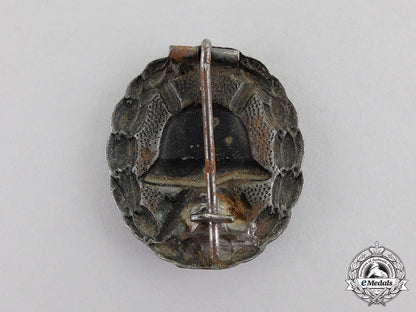germany._a_first_war_period_black_grade_wound_badge_c17-3383