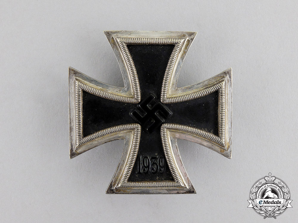 germany._an_iron_cross1939_first_class_by_b.h._mayer_of_pforzheim_c17-3396