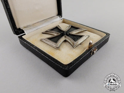 germany._an_iron_cross1939_first_class_by_b.h._mayer_of_pforzheim_c17-3412