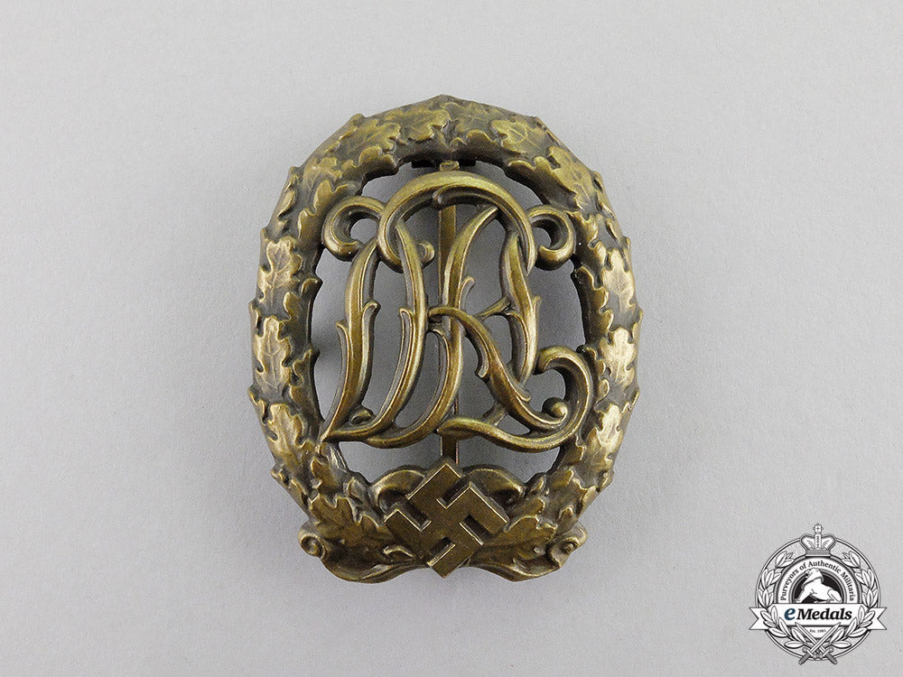 germany._a_bronze_grade_drl_sports_badge_by_wernstein,_jena_c17-346