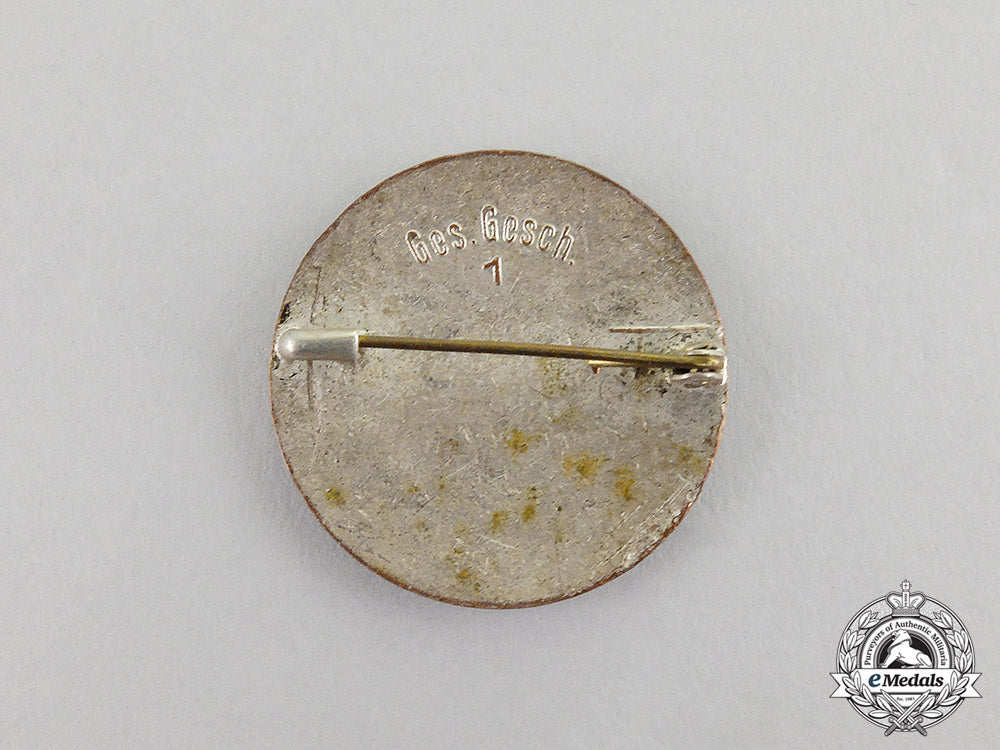 germany._a_drk(_german_red_cross)_helper_badge_c17-3474