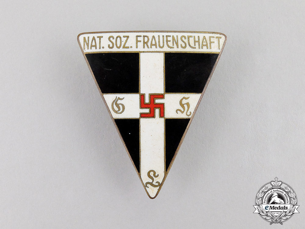 germany._a_national_socialist_women’s_league_membership_badge;_large_version_by_steinhauer&_lück_c17-3487