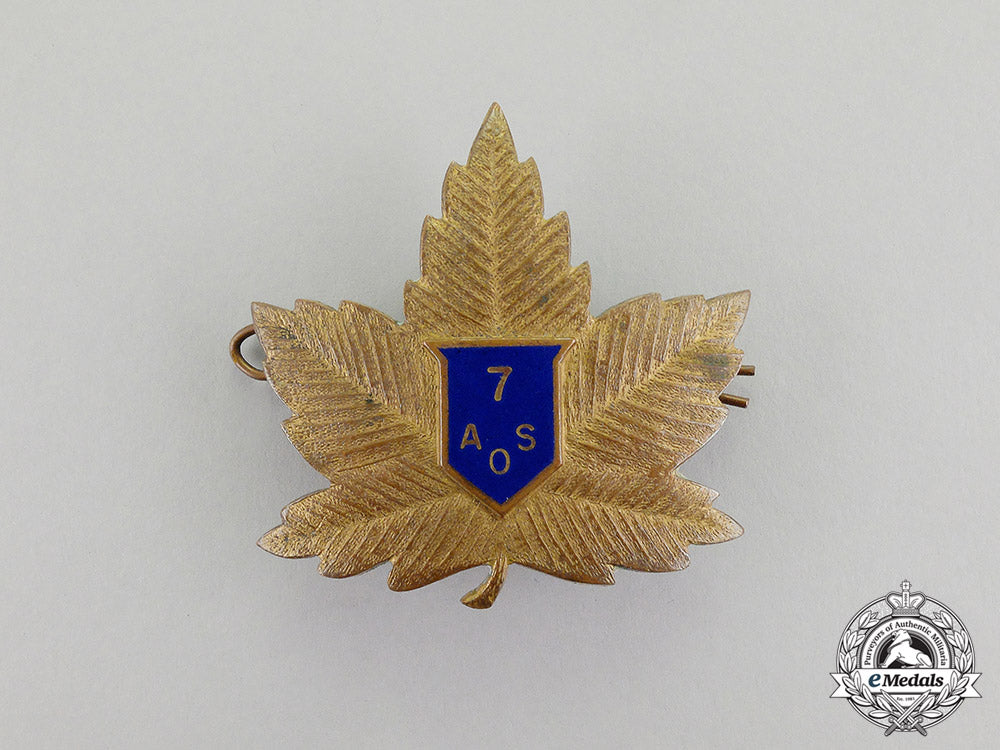 canada._an_rcaf_no.7_air_observer_school_at_portage_la_prairie_instructor's_badge,_very_scarce_c17-3688_1
