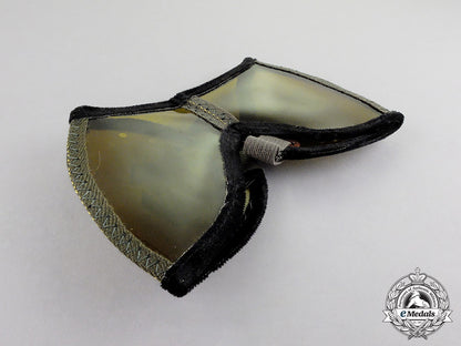 germany._a_mint_cased_pair_of_flak_crew_member’s_dust_goggles_c17-3924