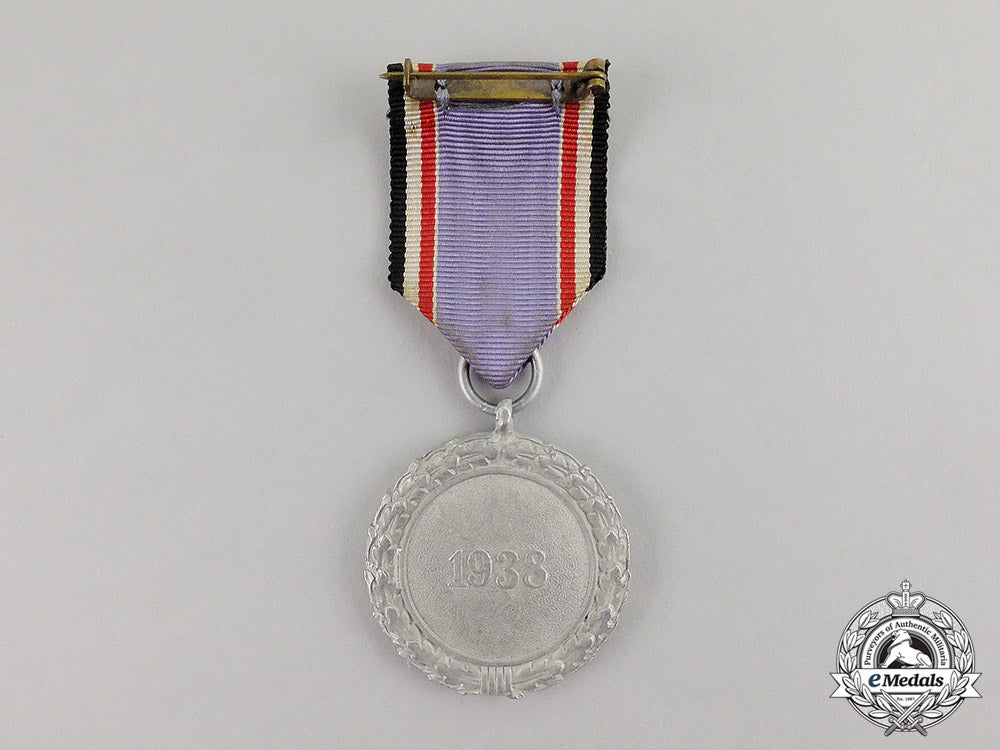 germany._an_air_raid_defence“_luftschutz”_medal;_second_class;_light_version_c17-3957