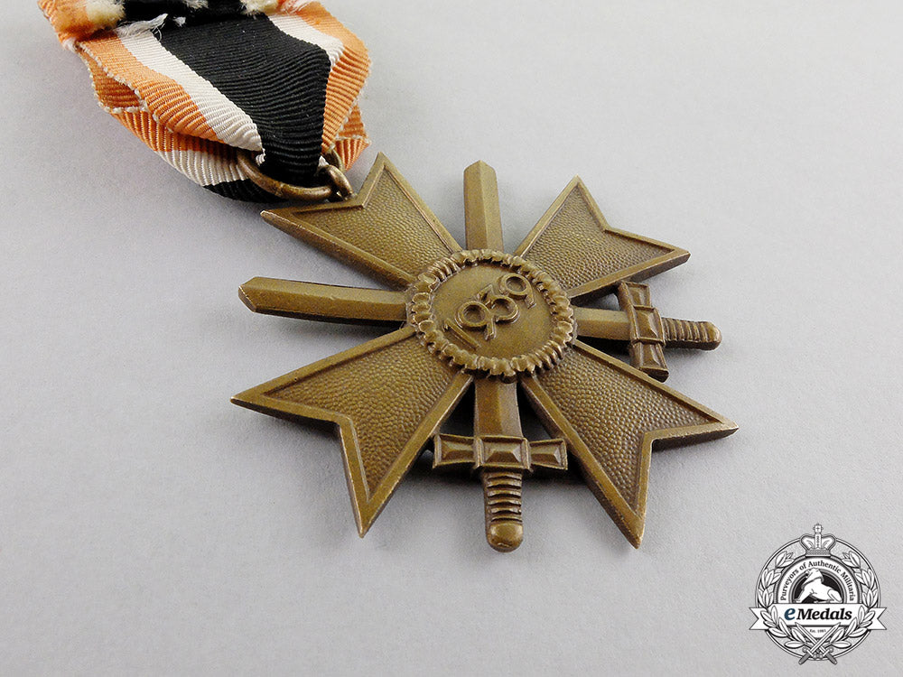 germany._a_war_merit_cross_second_class_with_swords_by_grossmann&_co._c17-4018