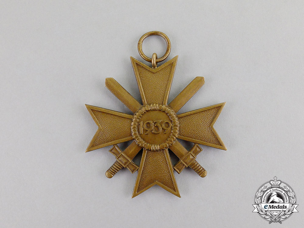 germany._a_war_merit_cross_second_class_with_swords_by_grossmann&_co._c17-4020